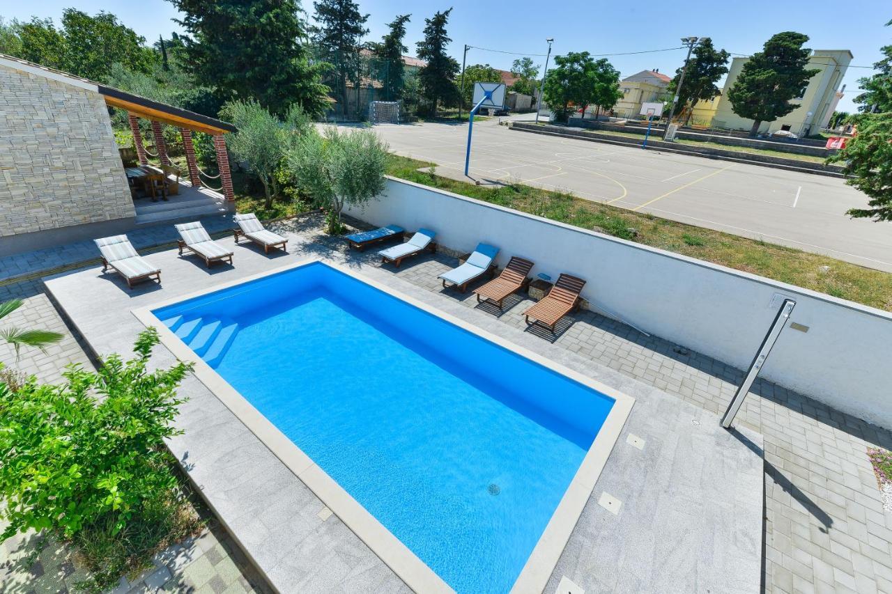 Family Friendly Apartments With A Swimming Pool Zadar - 18098 Exterior photo